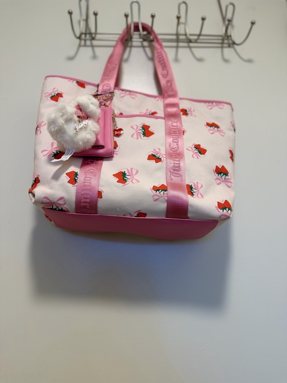 Juicy Couture Retro Strawberry Festival Tote NWT - Picture 8 of 14